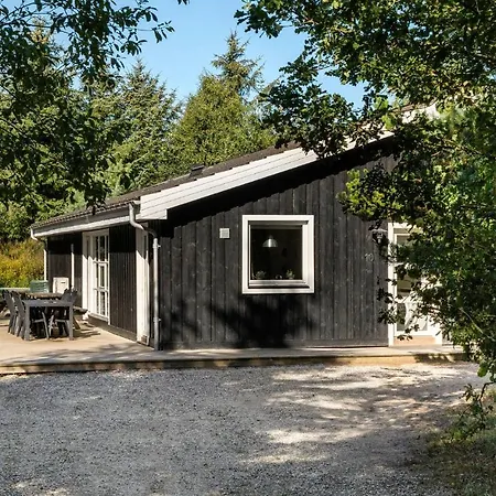 Holiday home Cozy In With Sauna Hals